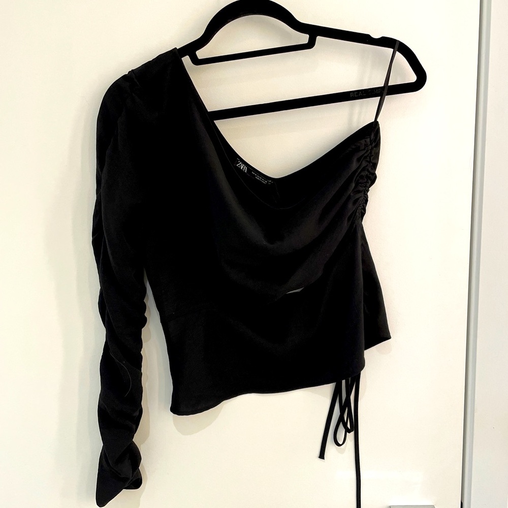 NWT Zara One Shoulder Ruched Top